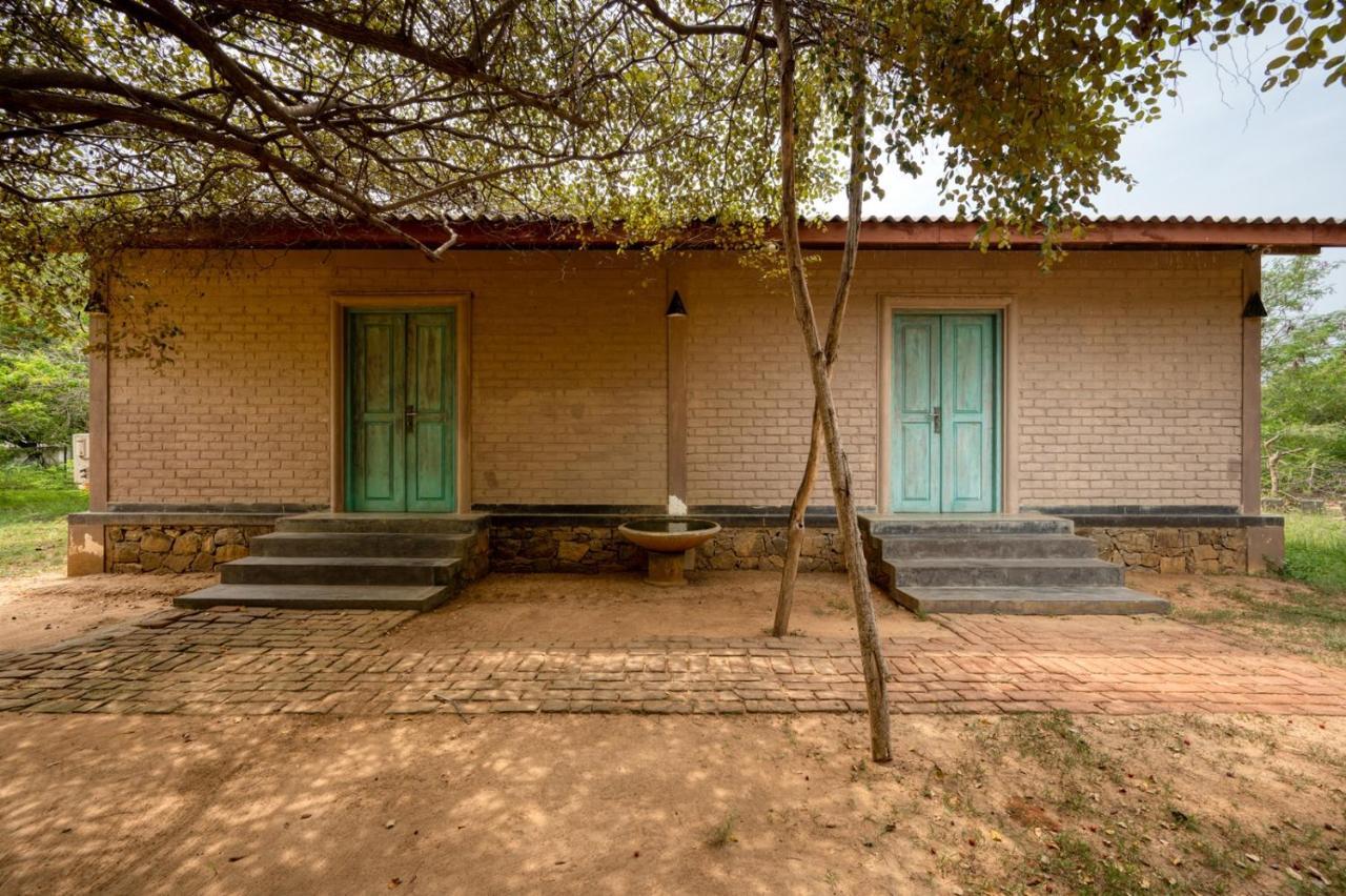 Hide Yala Bed & Breakfast Tissamaharama Bagian luar foto
